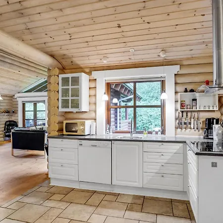 3 Bedroom Pet Friendly Home In Farso 펜션 *