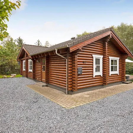 3 Bedroom Pet Friendly Home In Farso *